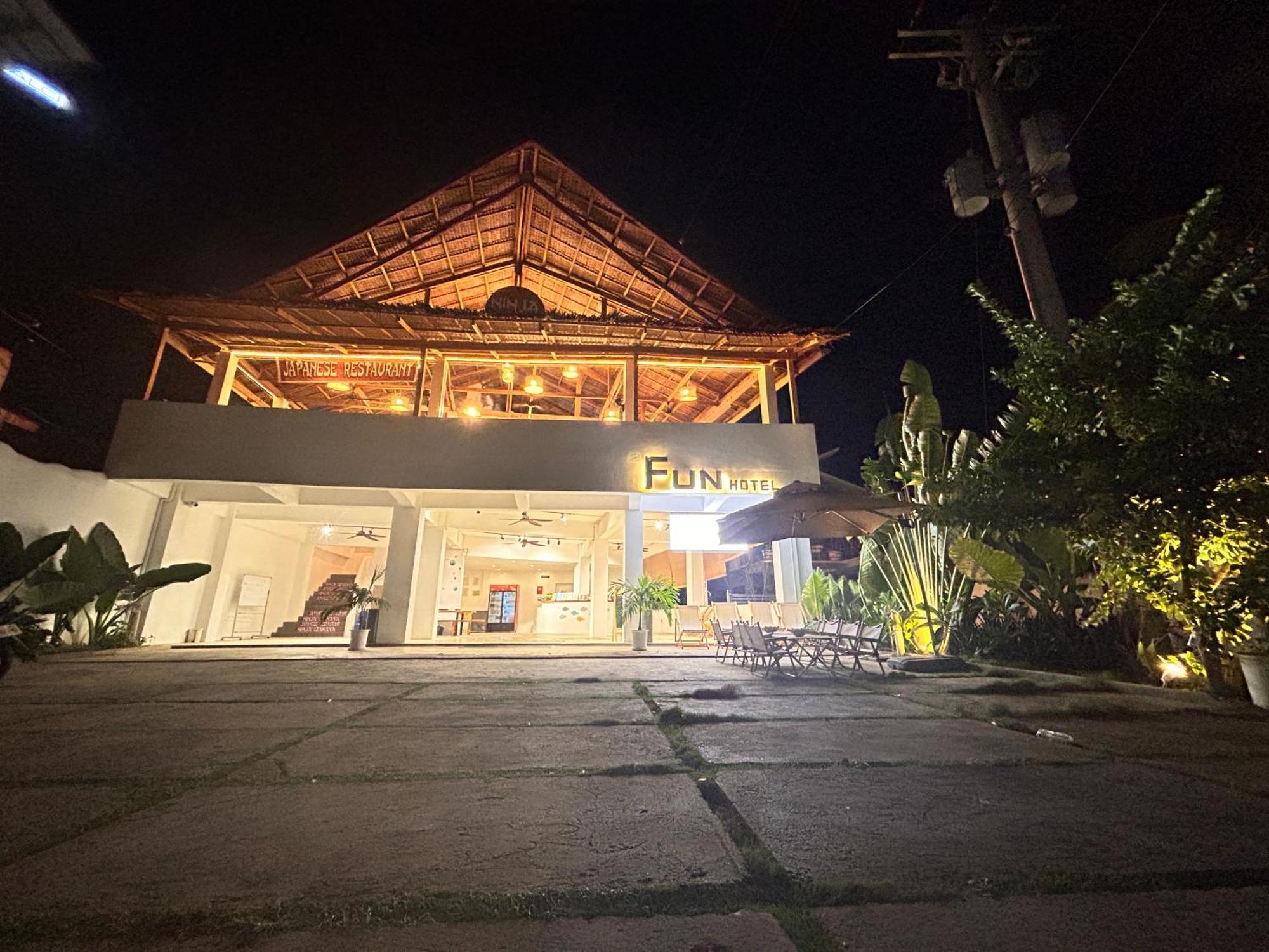 Fun Hotel Panglao Eksteriør billede